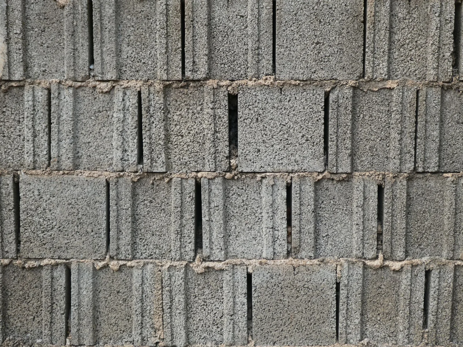 concrete vs block retaining wall cost