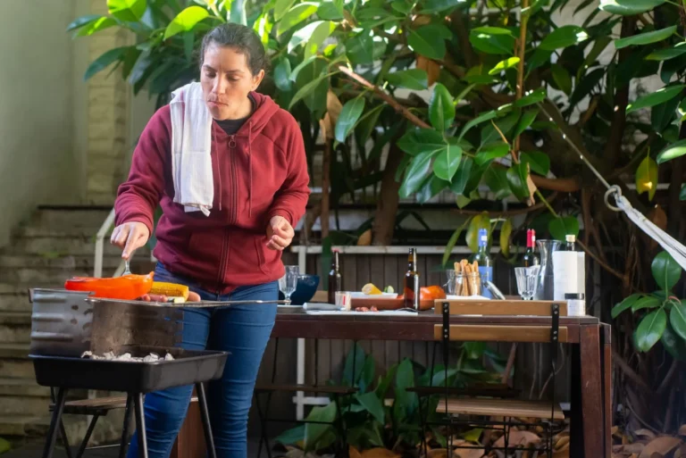 Outdoor Kitchen Cost to Build: A Complete 2025 Budget Guide