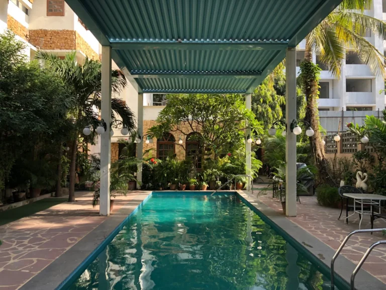 Pool Cover Cost Per Square Foot: 2026 Pricing by Type and Material